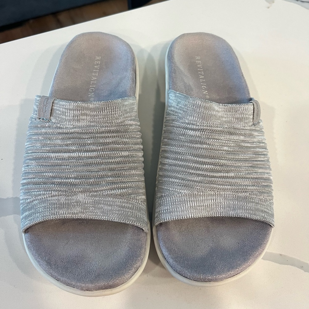 Revitalign‎ Vanessa slides gray size 7 comfort shoes EUC